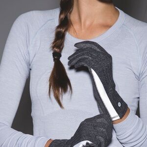 lululemon athletica Black Gloves